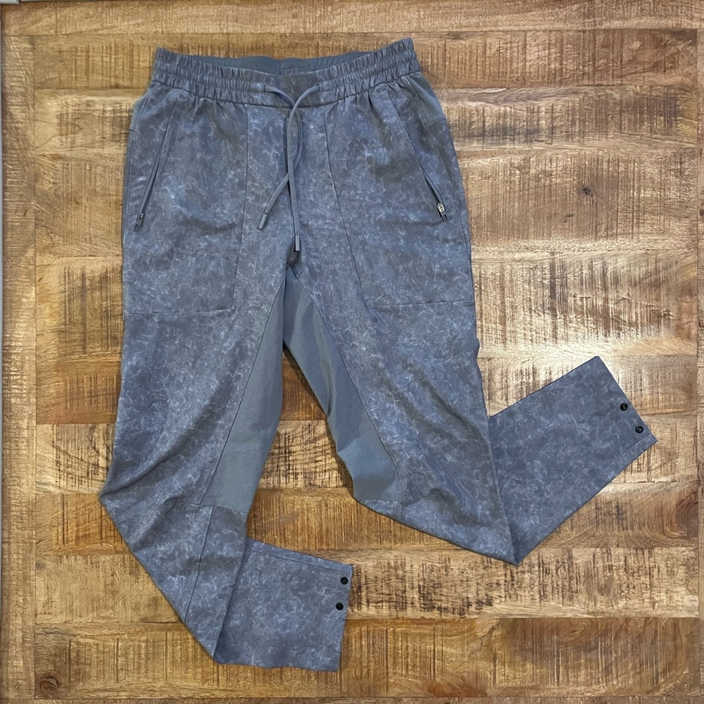 Lululemon License to Train Pants